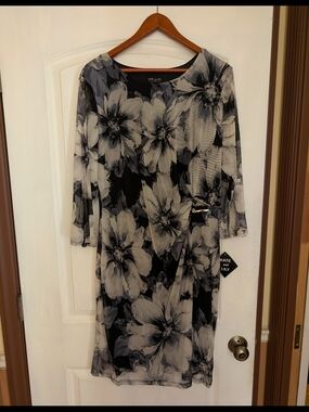 Kate and Lily Black, White & Gray Floral Sheath Dress - NWT